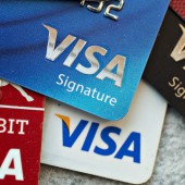 Thẻ Visa tại Nhật bị cáo buộc vi phạm luật chống độc quyền